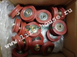 Ролик каретки двери KONE km89628g02